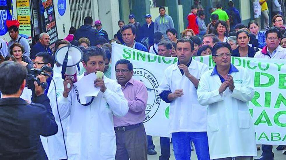 La Fiscalía inicia investigación en la CNS por “atentado a la salud” 