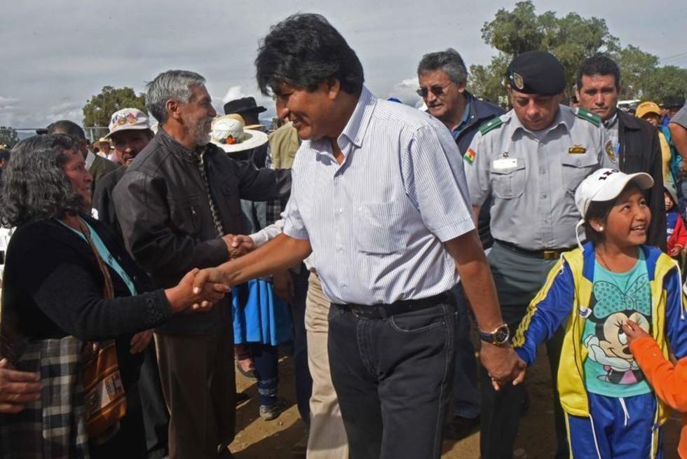 Presidente Morales felicita a los pilotos bolivianos  