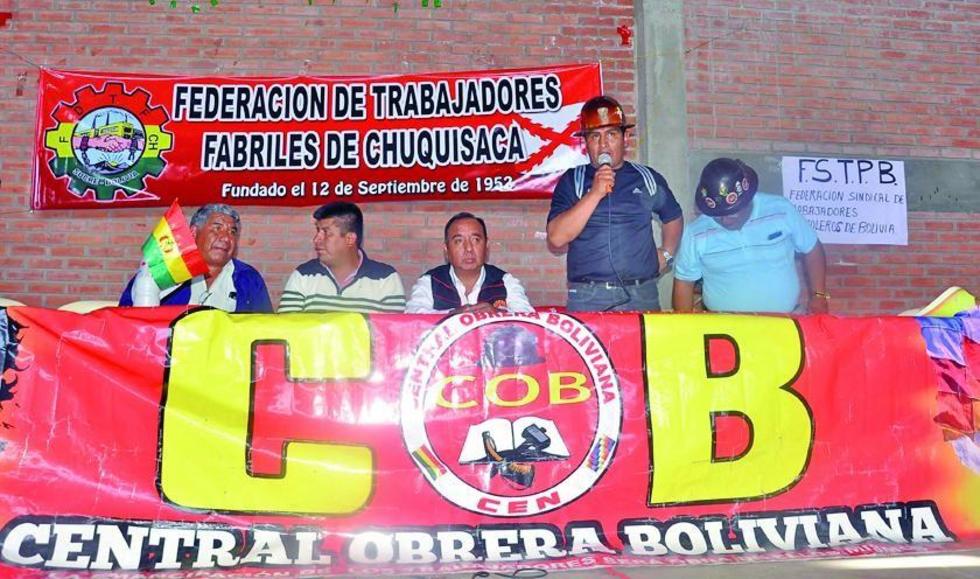 COB se declara en emergencia y advierte con huelga indefinida