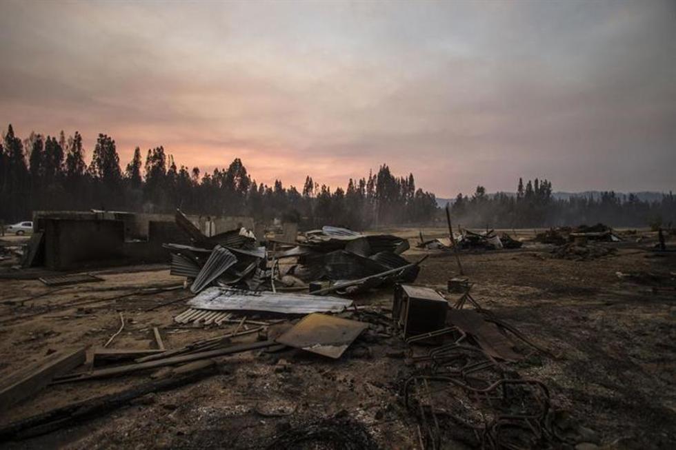 Chile pide apoyo a otros países  para combatir feroces incendios