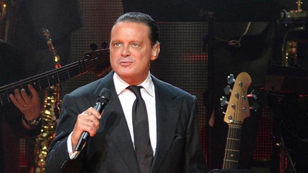 Luis Miguel repasa 35 años  de carrera con nuevo video