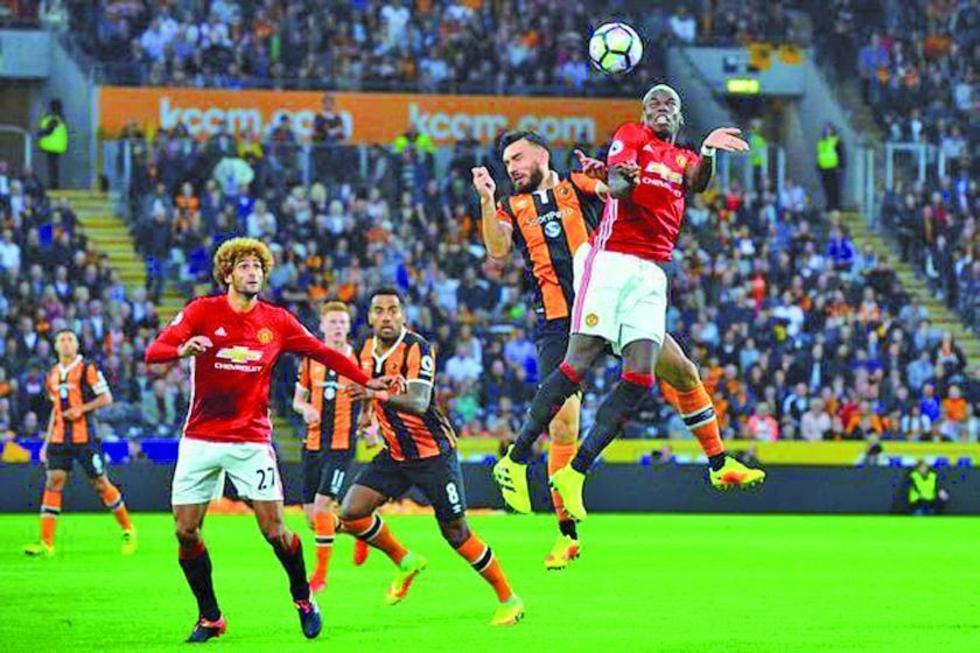 Manchester United cae con Hull pero alcanza la final