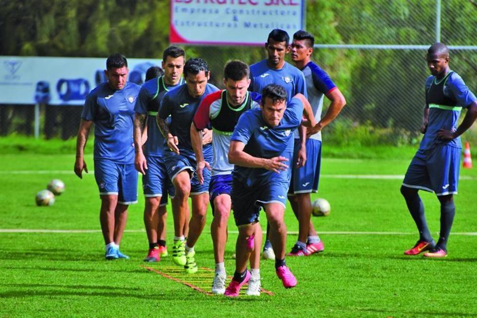 Wilstermann va por sus primeros puntos en su casa 