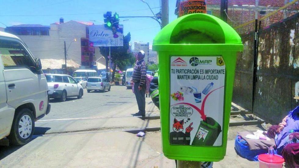 EMAP coloca papeleros en toda la avenida Universitaria