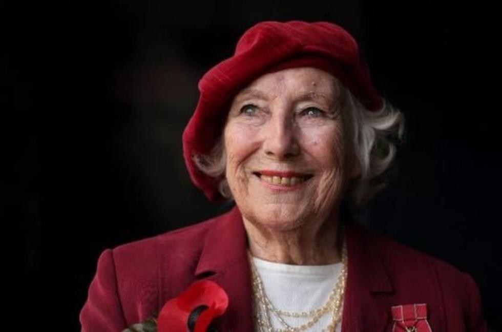 Cantante inglesa Vera Lynn  lanza disco a los 100 años
