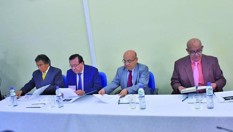 ATT advierte revocar licencias a medios que no migren a Ley 164 