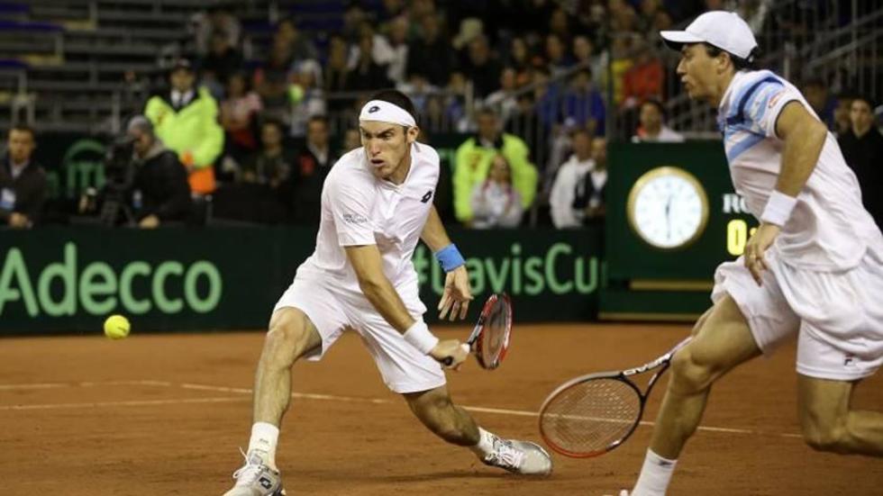 Argentina se impone en dobles y da batalla ante Italia en la Copa Davis