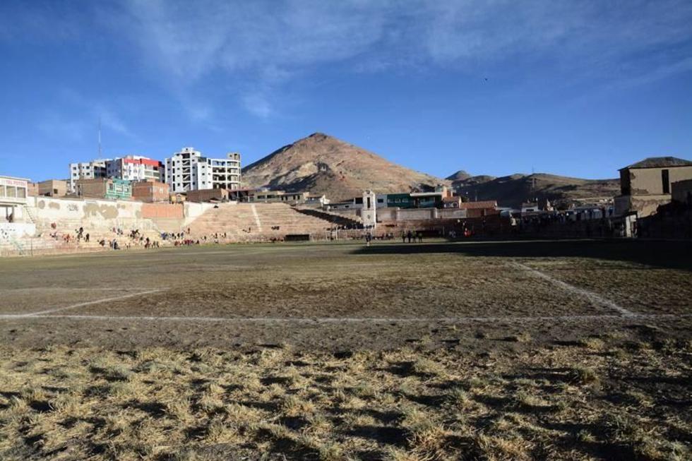 Cancha de la calle Sucre puede tener otro césped 