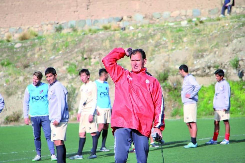 Leeb bosquejará su onceno titular durante la práctica de hoy en Sucre