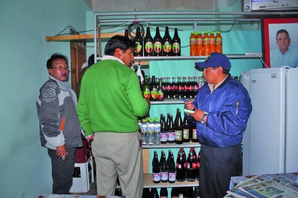 Hallan a menores consumiendo alcohol en un local nocturno