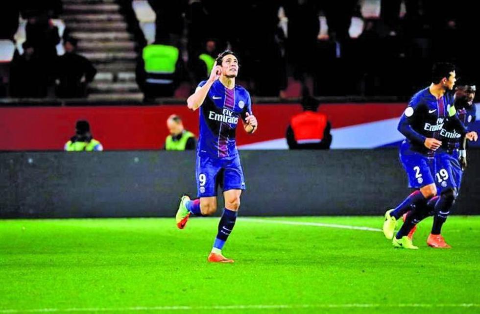 Cavani y Di María dan la victoria al PSG 