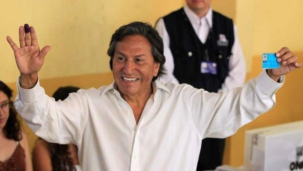 Toledo afirma que no es fugitivo y Perú espera posible extradición