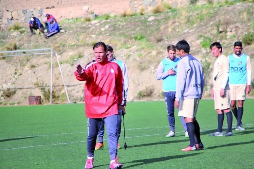 Leeb define el equipo que se medirá a Sport Boys
