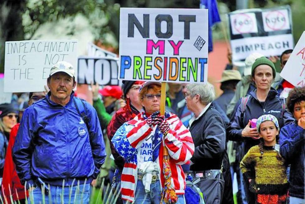 Protestas marcan primer mes de  Trump en el gobierno de EE.UU.