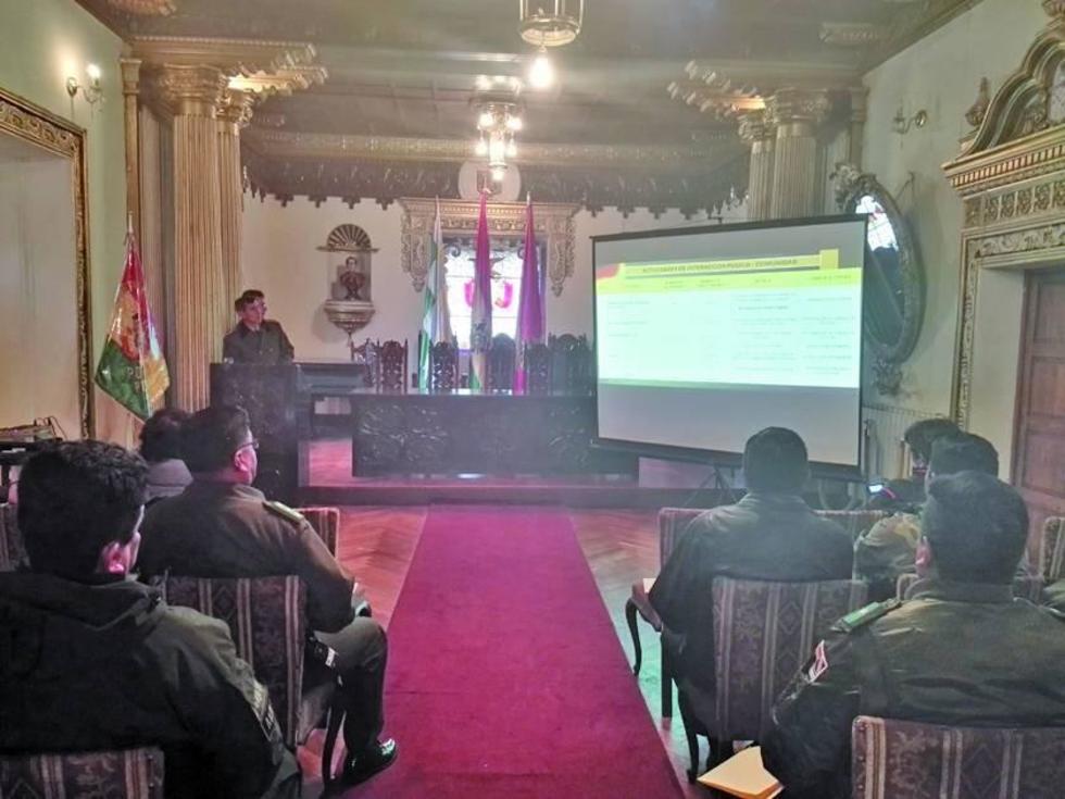 Destacan la prevención en rendición pública de la Policía