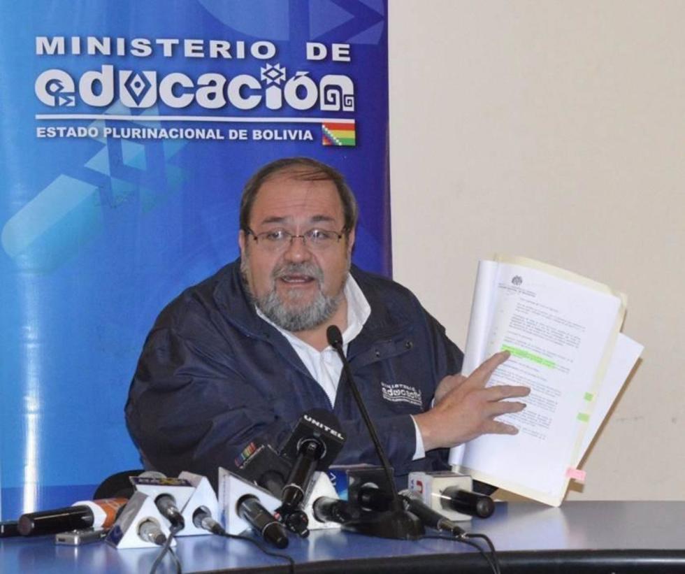 Fiscalía investiga casos de corrupción que implica a funcionarios y maestros