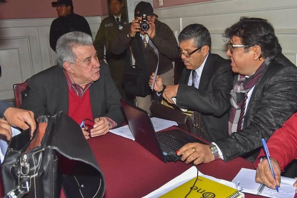 Leopoldo Fernández no frena el juicio oral por el caso Porvenir