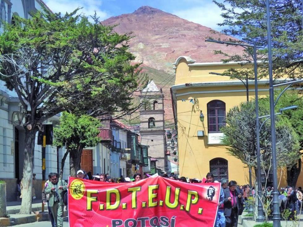 Magisterio urbano de Potosí irá a la marcha nacional de este lunes