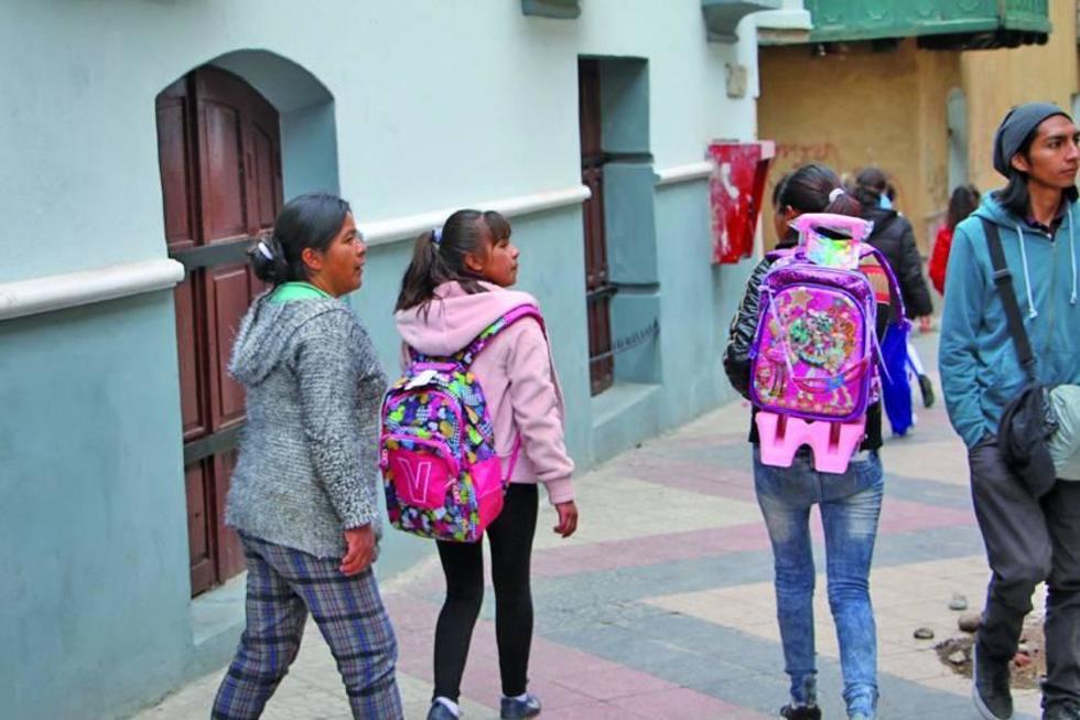 Reiteran que no es obligatoria la compra de textos escolares