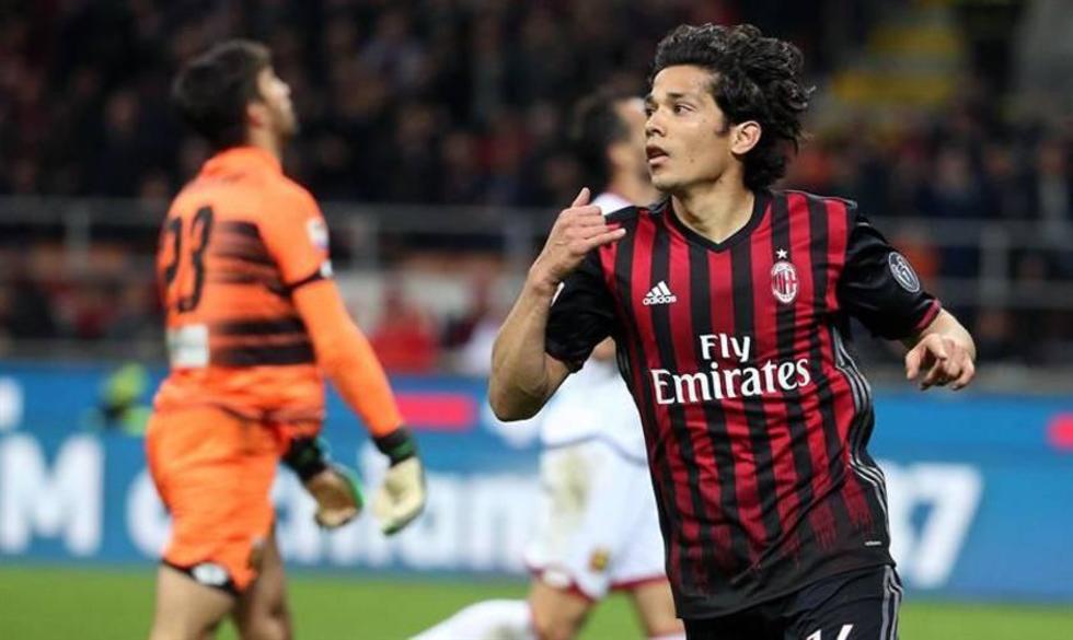 Milan vence a Génova con gol de Mati Fernández