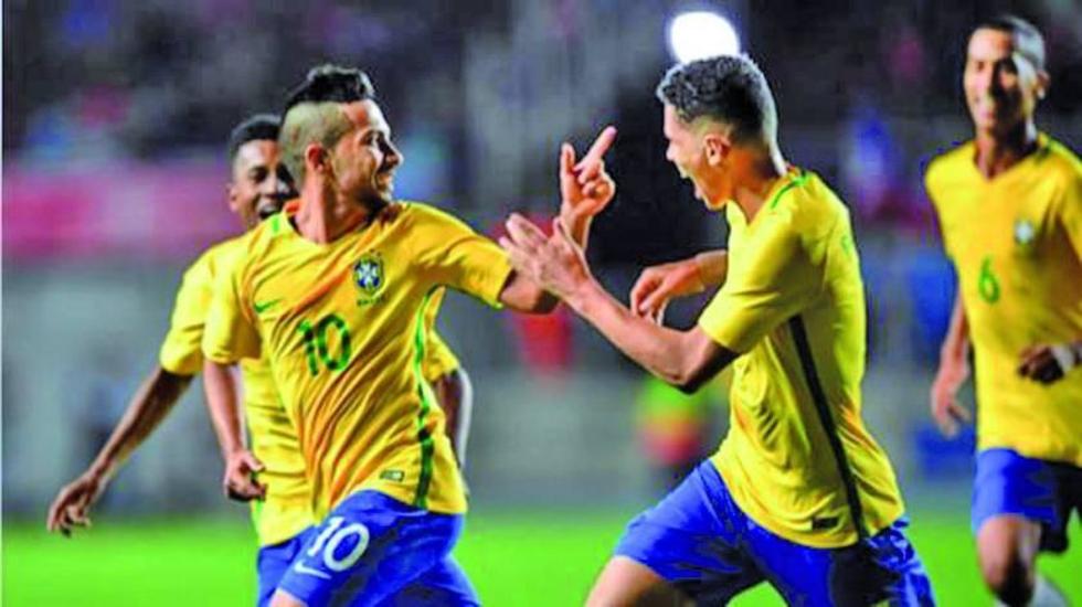 Brasil golea y clasifica al primer Mundial