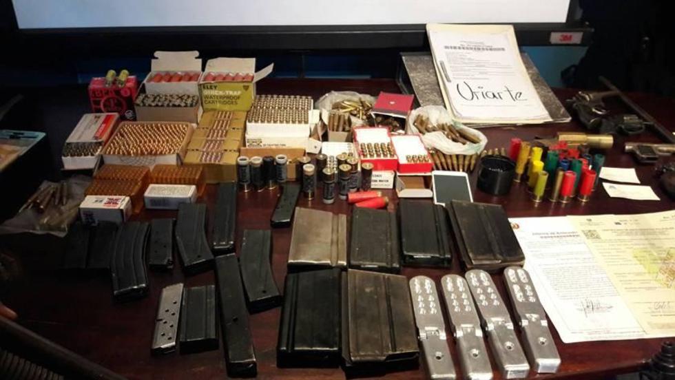 Encuentran en una vivienda de La Paz una fábrica artesanal de armas