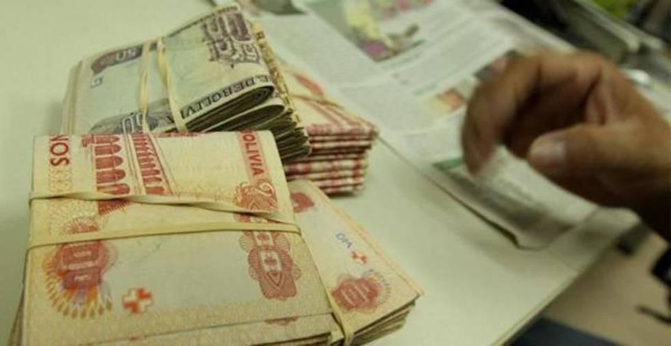 Gobierno de Evo rechaza canasta familiar de Bs 8.300 de la COB