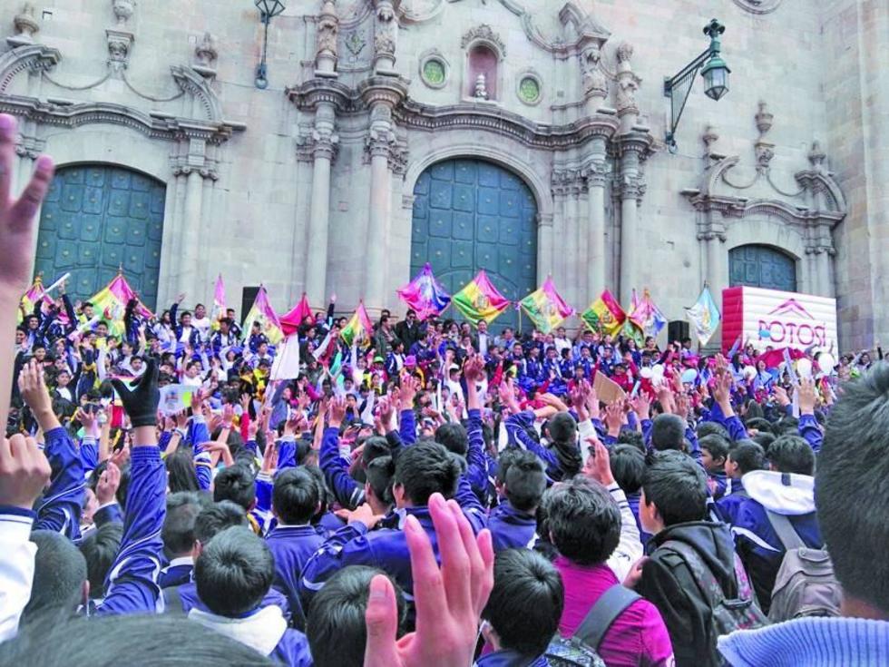 Desfile escolar del Día del Mar tendrá a 73 establecimientos