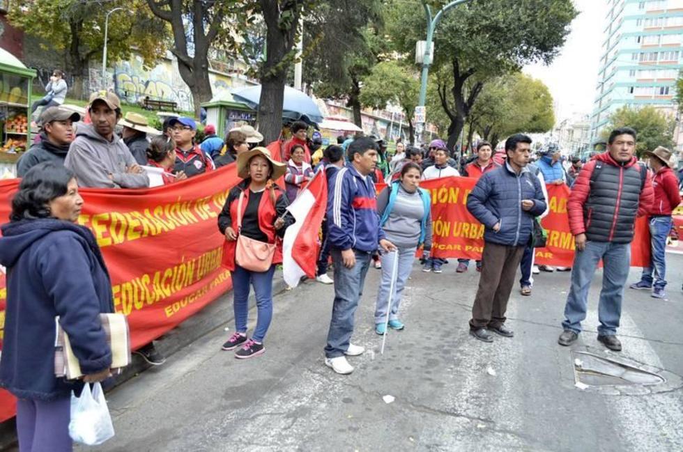 Los maestros urbanos paralizan actividades hoy en todo el país