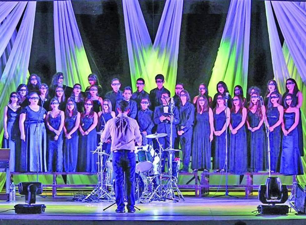 Cantan Réquiem  en versión rock 