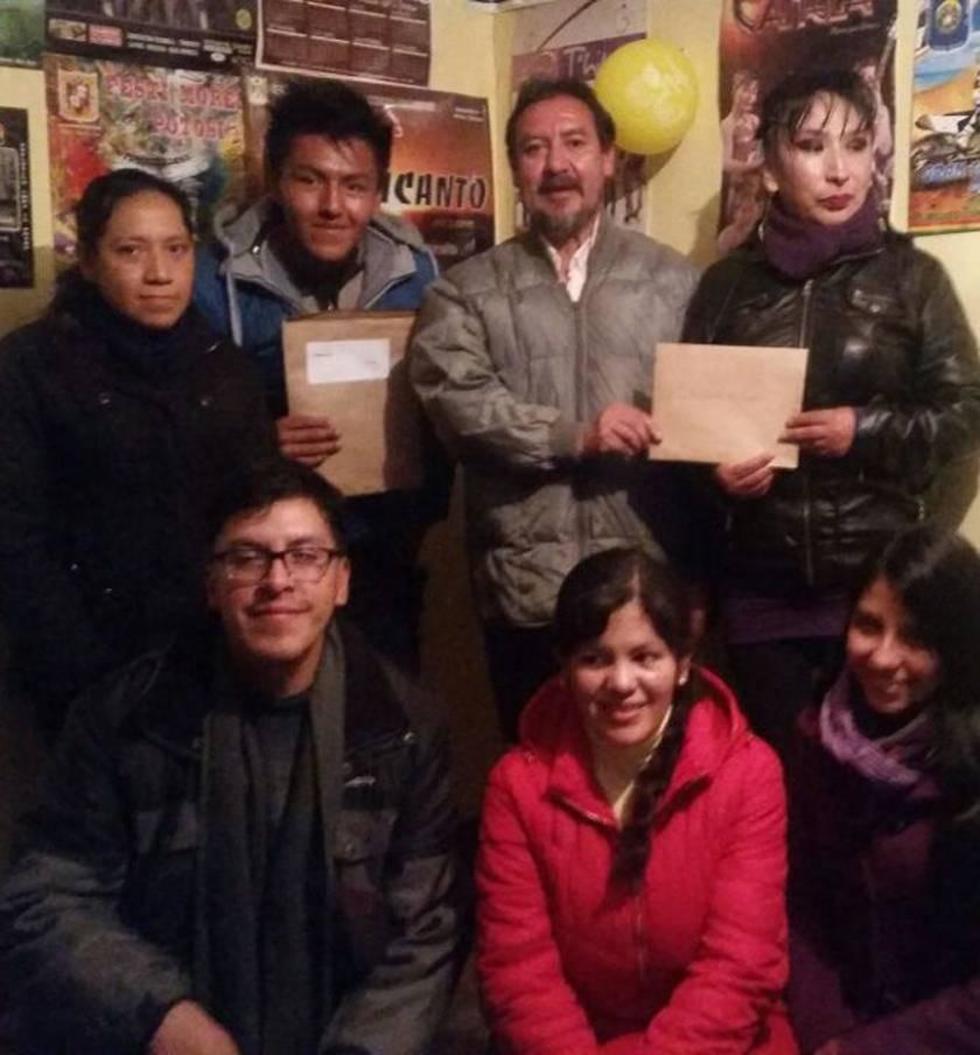 Premian a los ganadores de Radio Cuenta Cuentos