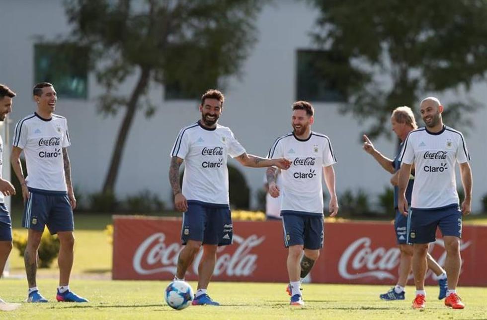 Argentina prepara el duelo ante Bolivia