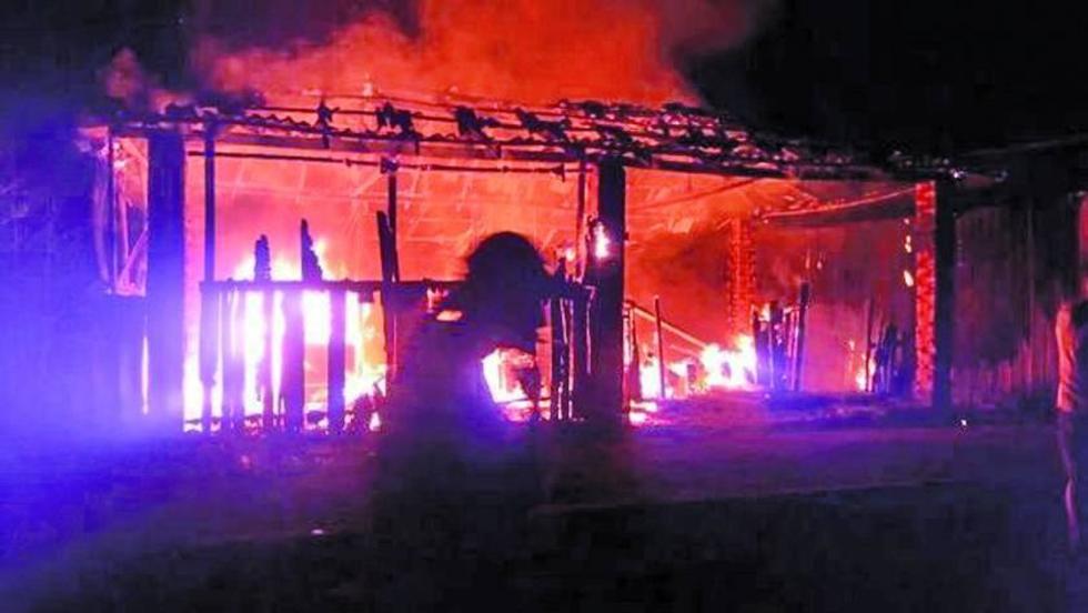 Niño muere carbonizado en un incendio en Guayaramerín, Beni