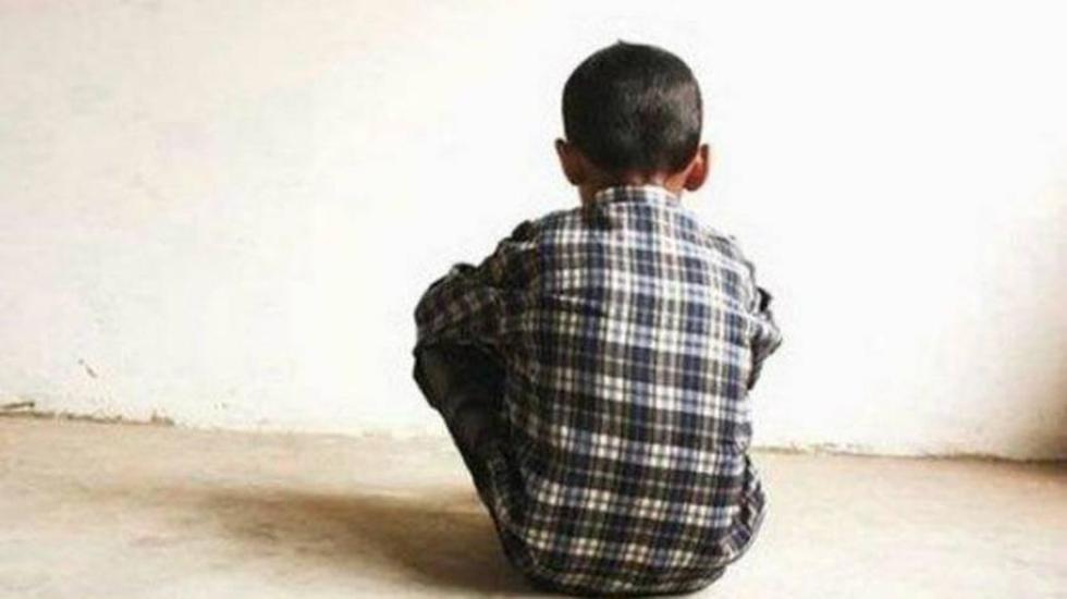 Dan 15 años de cárcel a padre que violó a su hijo