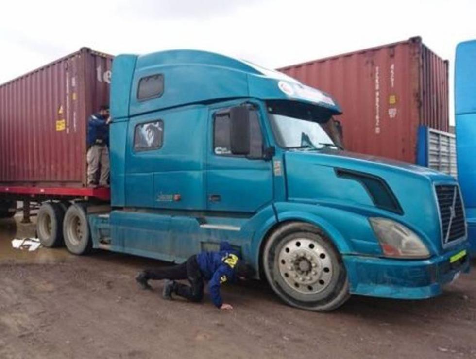 Boliviano que conducía un camión es detenido en Chile