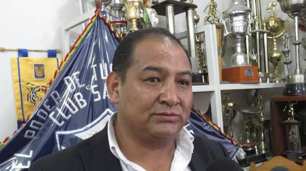 Presidente de San José pone su cargo a disposición