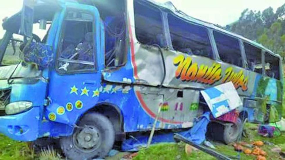 Hay 12 fallecidos por el accidente de tránsito en la vía La Paz - Escoma 