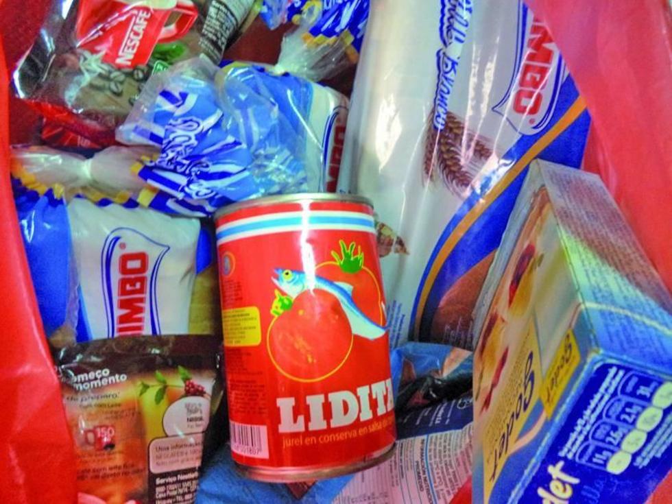 Sedes efectúa el control de alimentos en los mercados