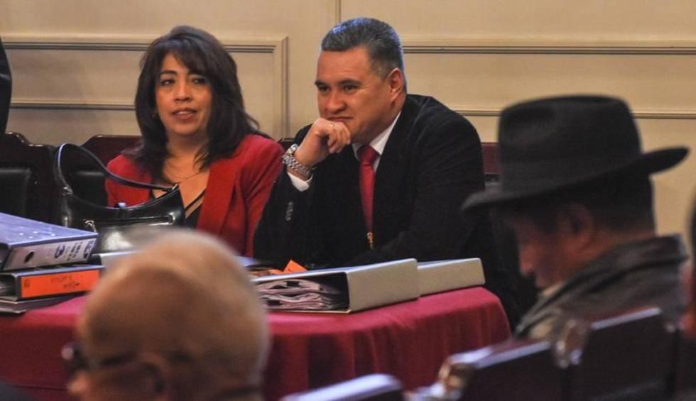 Juez decide liberar al abogado León tras 11 meses de encierro