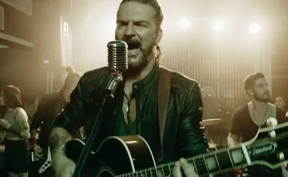 Arjona presenta su disco Circo Soledad