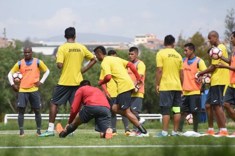 El Hércules aviador llega a Potosí con equipo alterno 