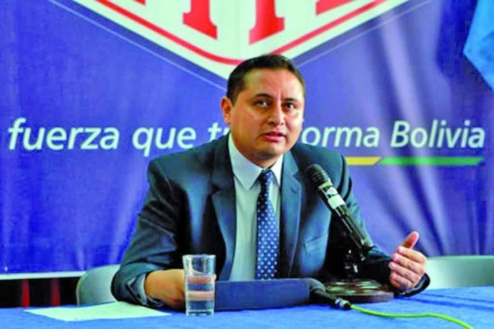 Estatutos de YPFB: contratos no se firman sin aval de presidencia