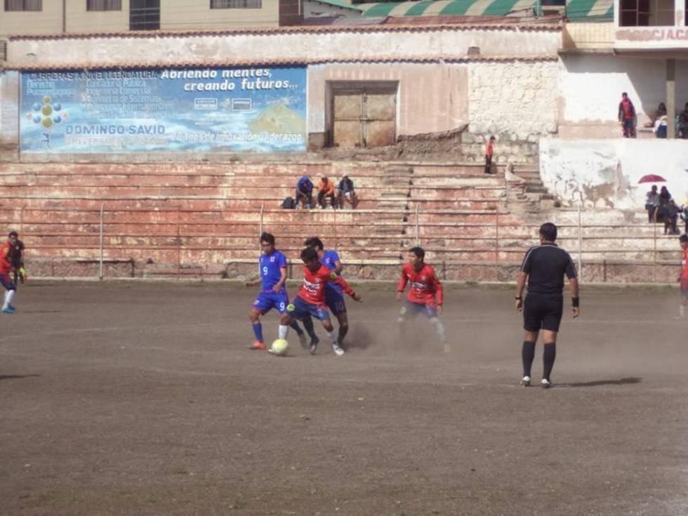 Wilstermann Cooperativas golea 3-0 a Universitario en el torneo de la AFP