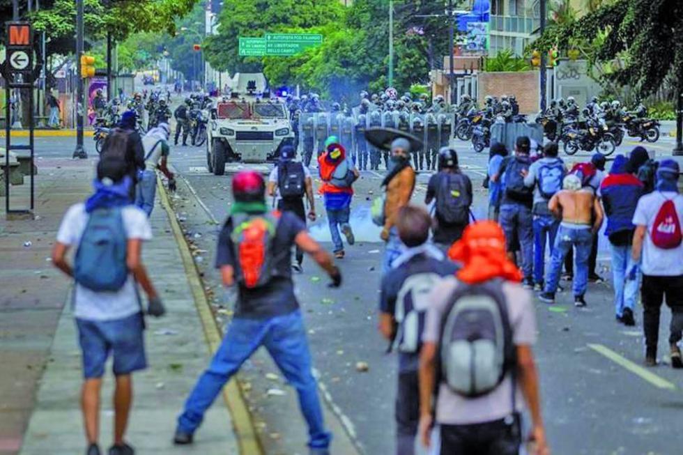 OEA analiza crisis venezolana y Gobierno anuncia su alejamiento