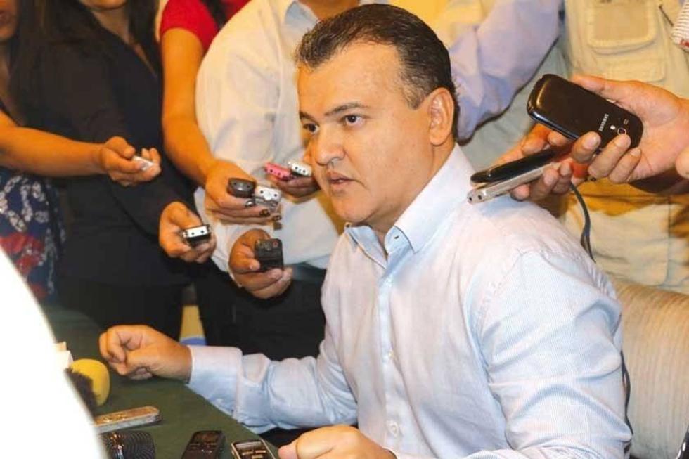 Cuestionan privilegio a entidades públicas en incremento salarial
