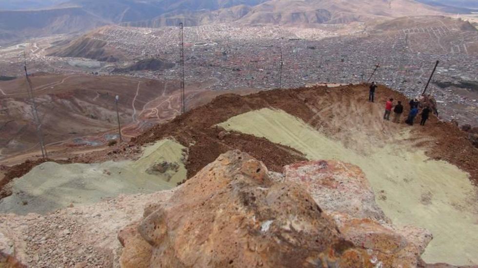 Anuncian fase de estalización de la cima del Cerro Rico de Potosí