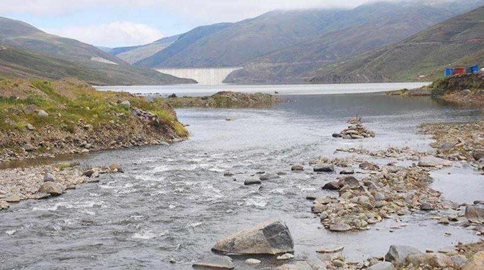 Impulsan crear una empresa metropolitana del agua en Cochabamba