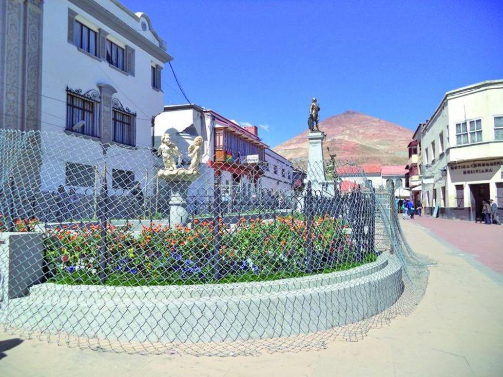 Continúa entre rejas "aguas danzantes"