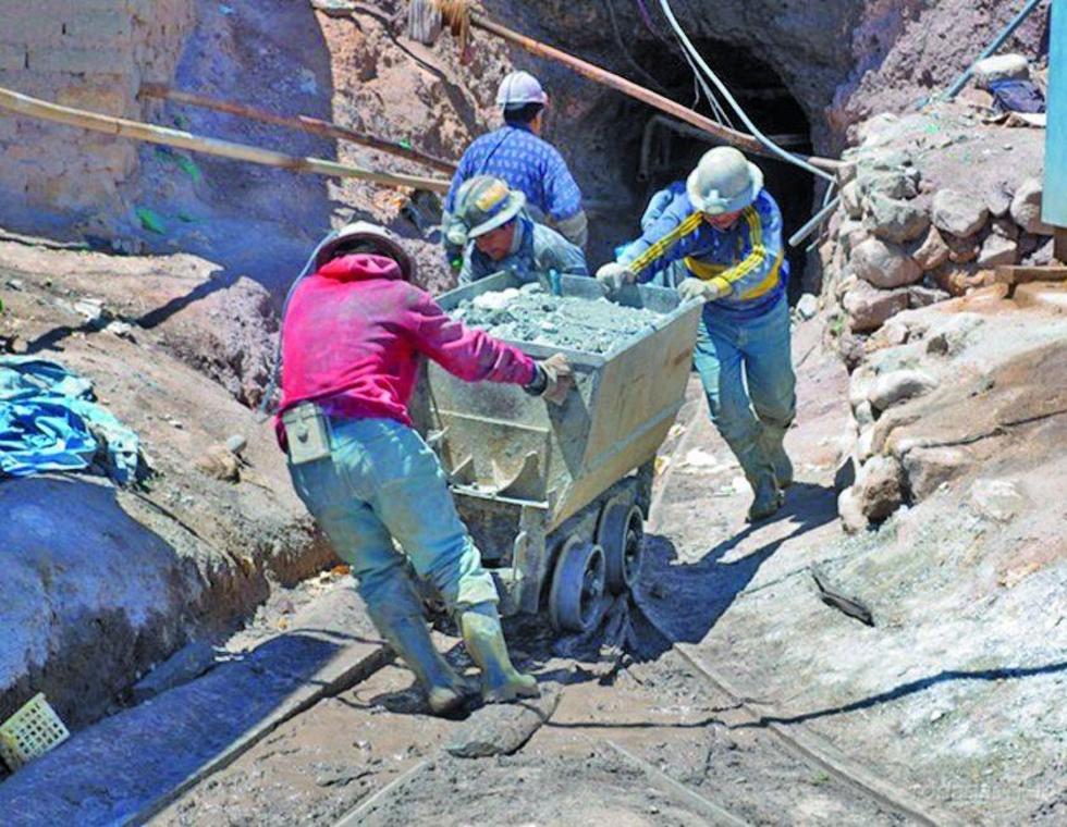 Deterioro del cerro tiene un conjunto de responsables