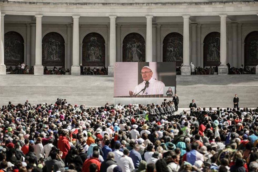 El Papa lamenta el retraso para investigar abusos de sacerdotes